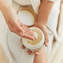 Kneipp Beauty Secret Sugar & Oil Body Scrub 220 gr