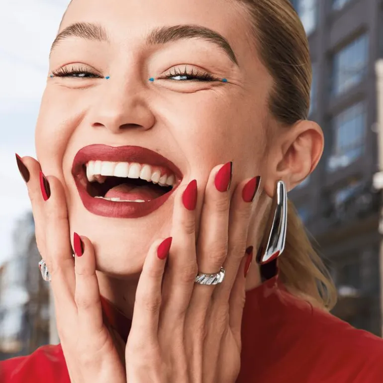 Maybelline New York Superstay Ink Bonder Nagellak 8 Passionate Red