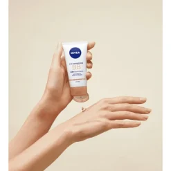 NIVEA Essentials BB Cream Dagcrème SPF15 50 ML
